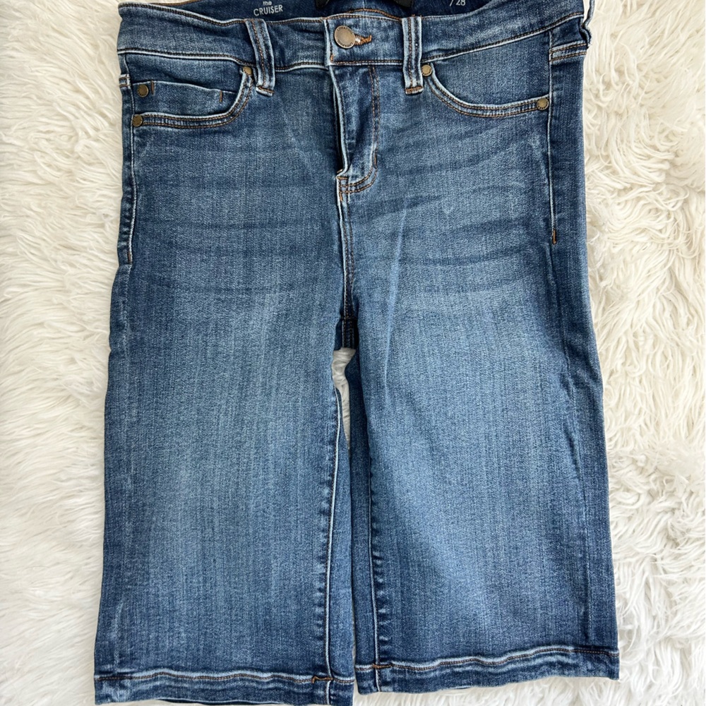 Liverpool Bermuda shorts